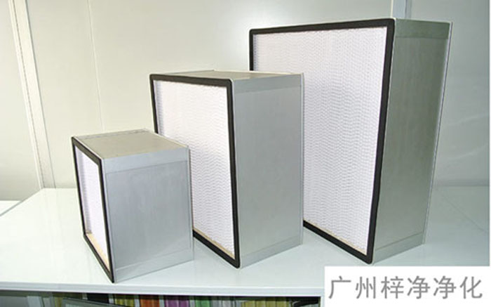 F-S有隔板中效空氣過濾器主要用于制藥、電子、食品廠房中潔凈/空調(diào)/通風(fēng)系統(tǒng)的中級過濾。
